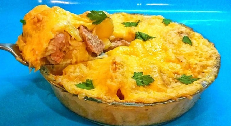 Быстрый мясной пирог с картофелем: сытный ужин без долгой готовки